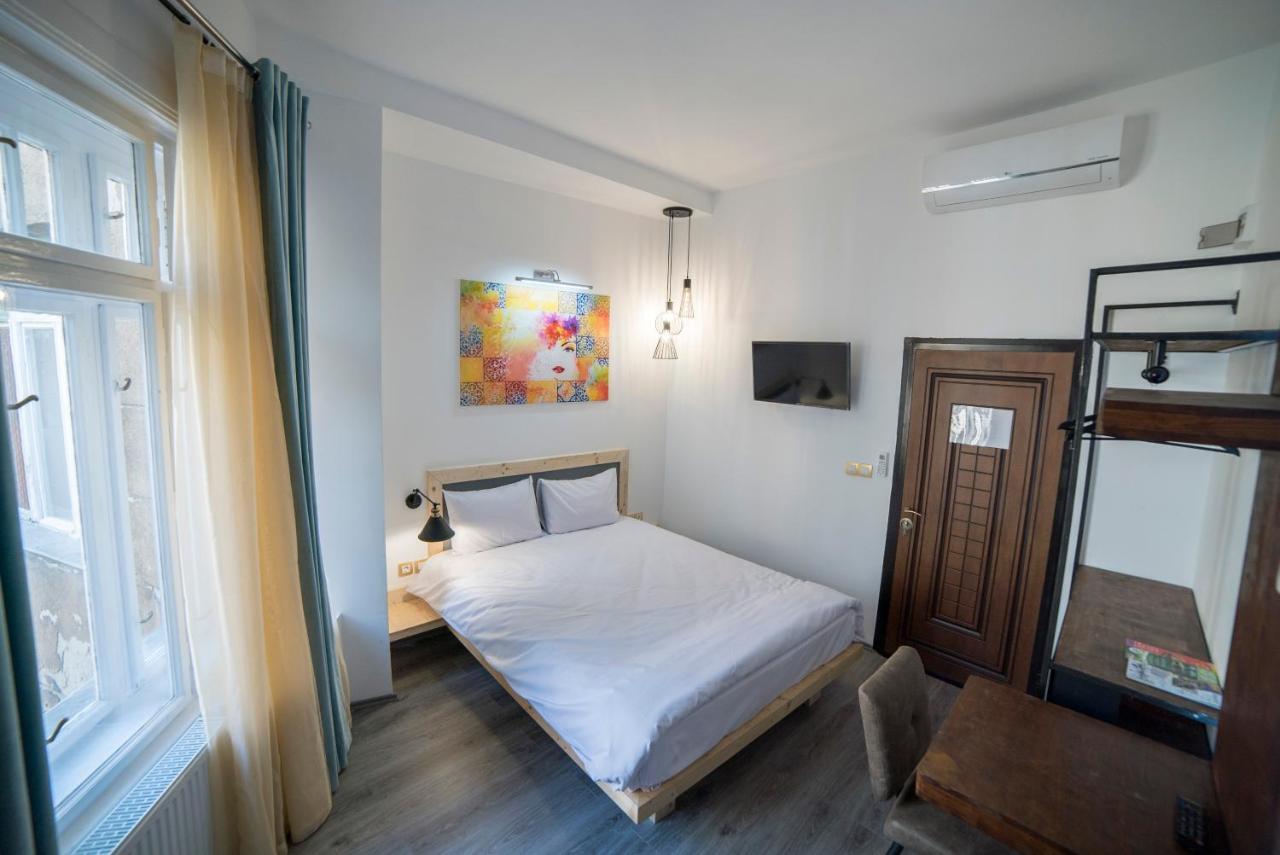 Maria Boutique Suits Budapest Kültér fotó